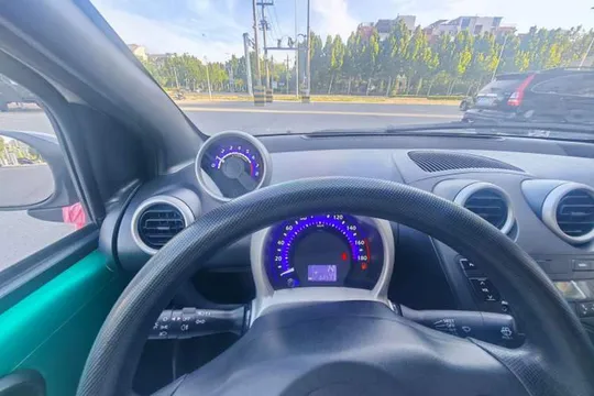 BYD F0