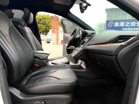Lincoln MKC