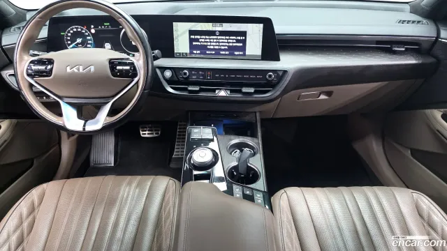 Kia K8