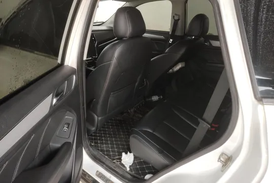 Roewe RX5