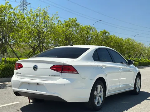 Volkswagen Lamando
