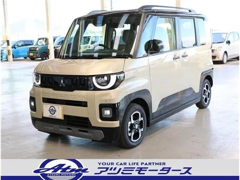Mitsubishi Delica Mini