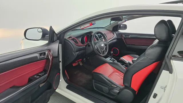 Kia Cerato (Forte)