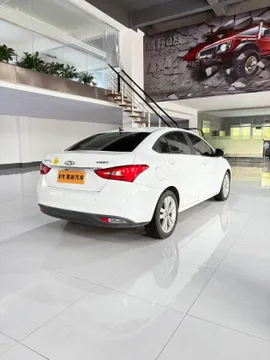 Chery Arrizo 5