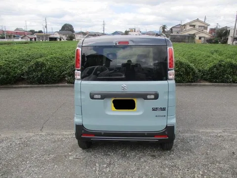Suzuki Spacia Gear