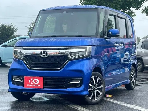 Honda N-BOX Custom