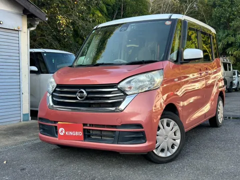Nissan Dayz Roox