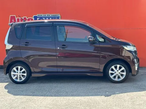 Mitsubishi eK Custom