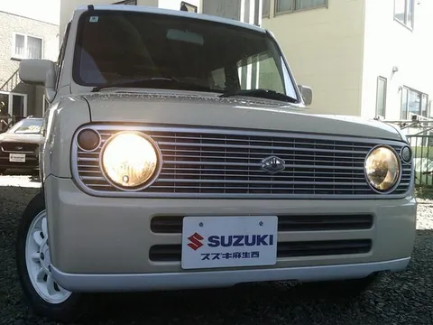 Suzuki Alto Lapin
