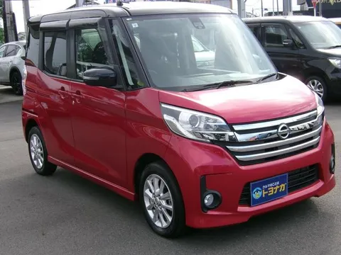 Nissan Dayz Roox