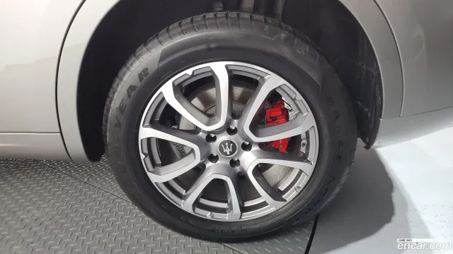 Maserati Levante