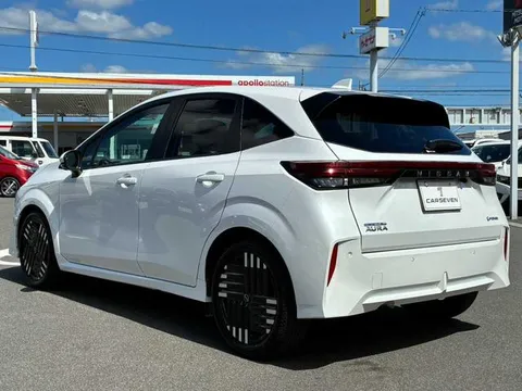 Nissan Note Aura