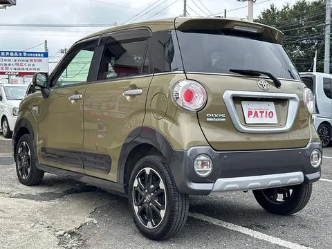 Toyota Pixis Joy