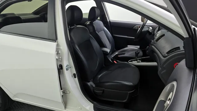 Kia Cerato (Forte)