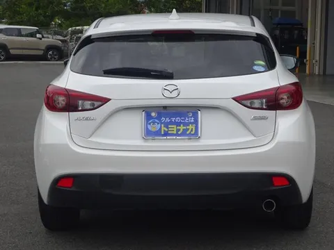 Mazda Axela Sport