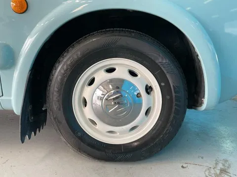 Nissan Pao