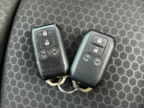 Suzuki Spacia Gear