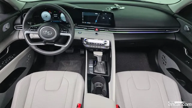 Hyundai Elantra (Avante)