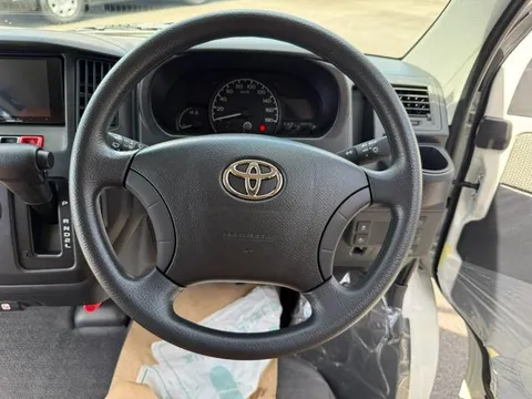 Toyota TownAce Van