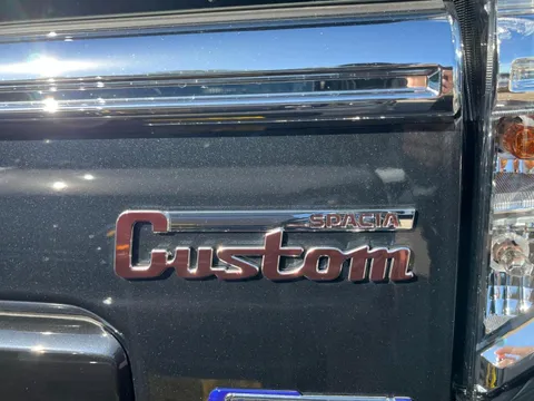 Suzuki Spacia Custom