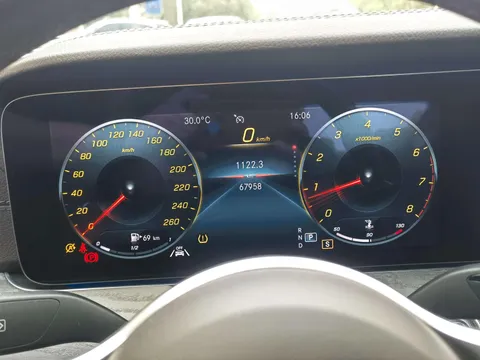 Mercedes-Benz Mercedes-Benz CLS