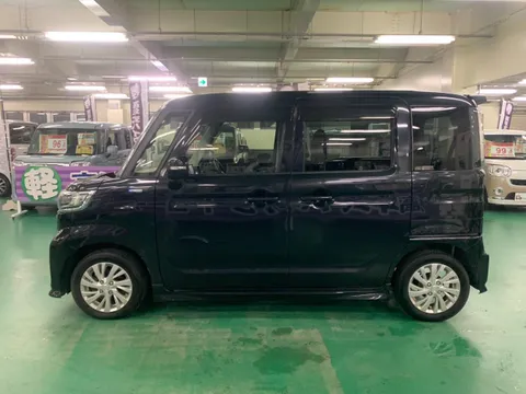 Suzuki Spacia Custom