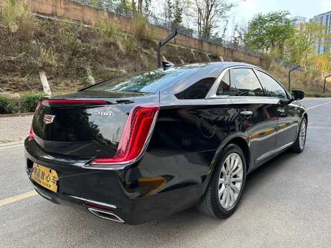 Cadillac XTS