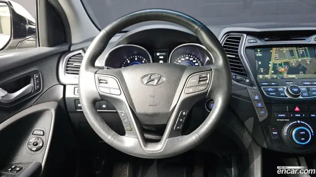 Hyundai Grand Santa Fe (Maxcruz)