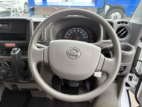 Nissan Clipper