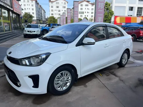 Kia Pegas