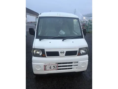 Nissan Clipper Van
