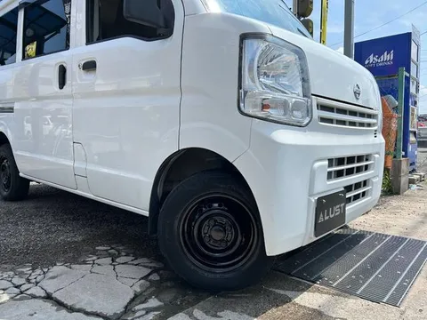 Nissan Clipper