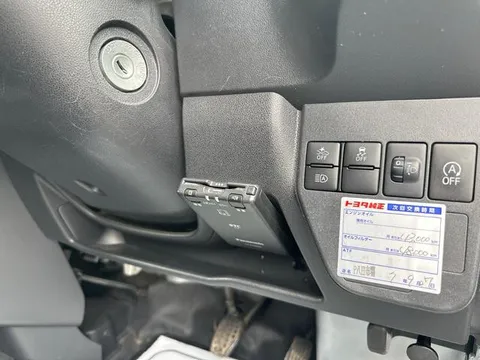 Toyota Pixis Van