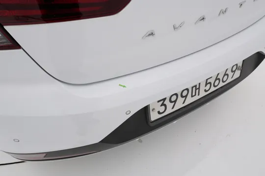 Hyundai Elantra (Avante)