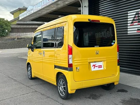 Honda N-VAN Plus Style