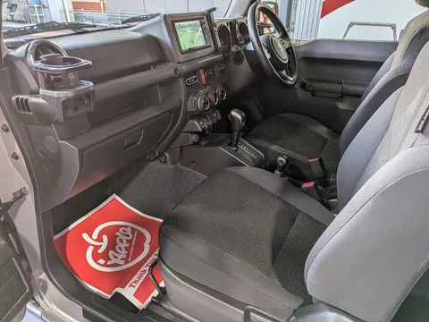 Suzuki Jimny Sierra