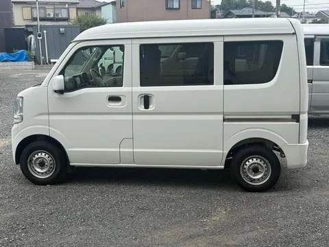 Nissan Clipper