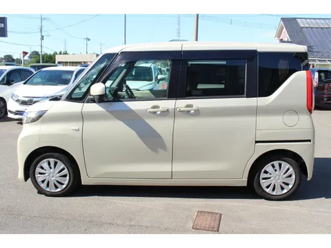 Mitsubishi eK Space