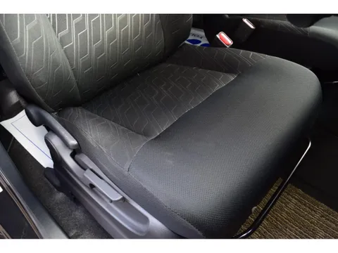 Subaru Justy Minivan