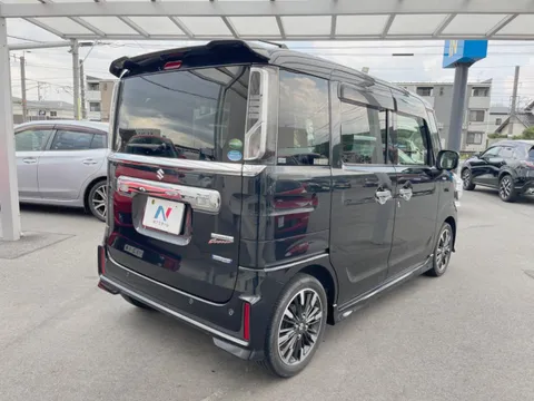 Suzuki Spacia Custom