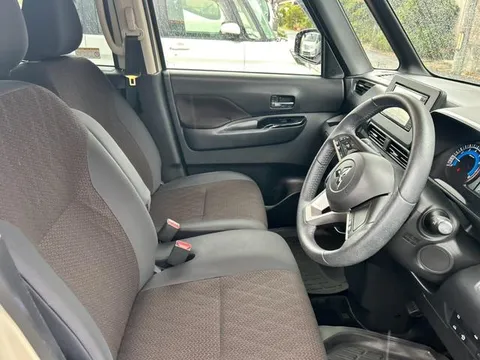 Mitsubishi eK X Space