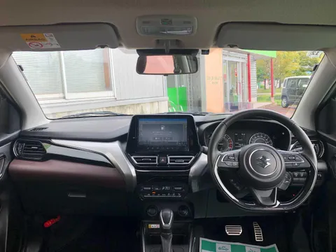 Suzuki Fronx