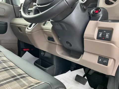 Honda N-BOX Joy