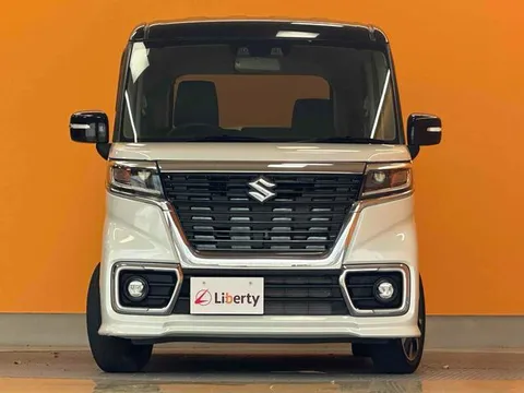Suzuki Spacia Custom