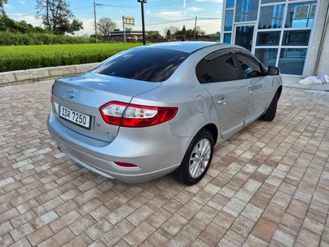 Renault SM3