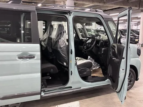 Suzuki Spacia Gear