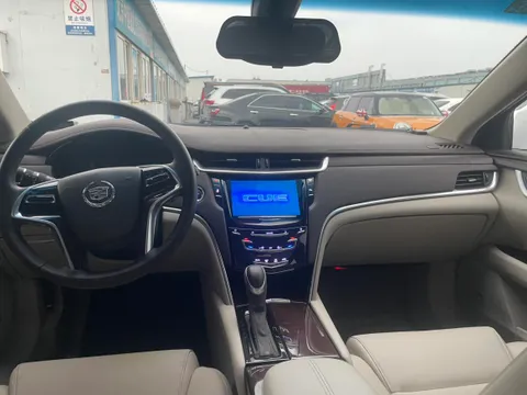 Cadillac XTS