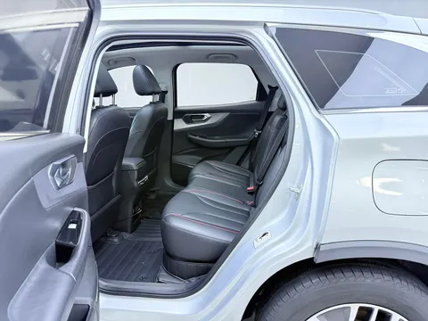 BAIC X7