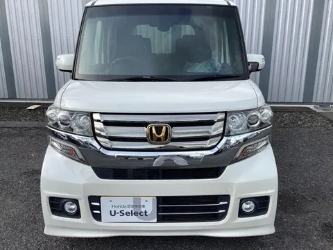 Honda N-BOX Plus Custom