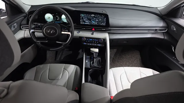 Hyundai Elantra (Avante)